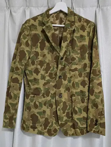 헌터 카모플라쥬 3개 버튼 테일러드 자켓 L 레어템