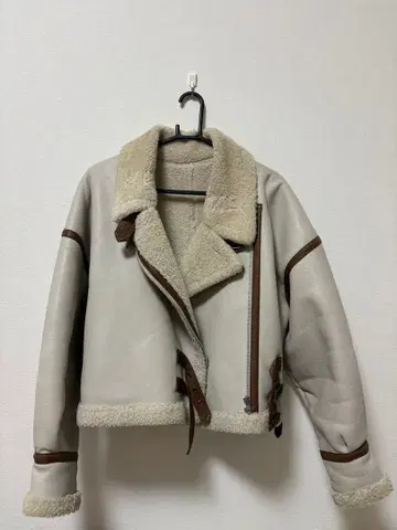 MURUA 라이트 그레이 자켓 F 사이즈