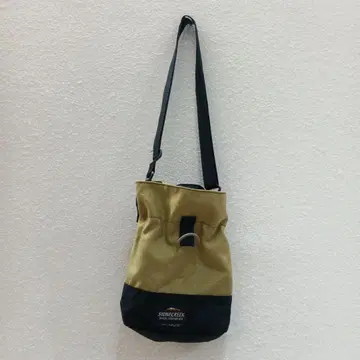 STONECREEK 숄더백 베이지/블랙 친색 아웃도어