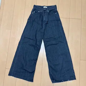 YANUK 와이드 데님 팬츠 사이즈 26