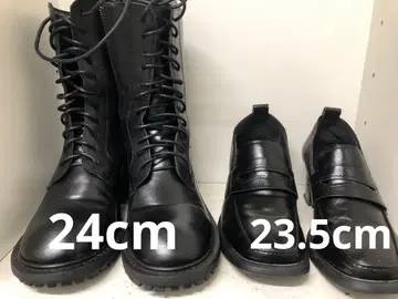 블랙 가죽 레이스업 부츠