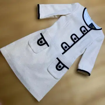 C L A T H A S 클레이사스 크림색 7부 소매 A 라인 원피스