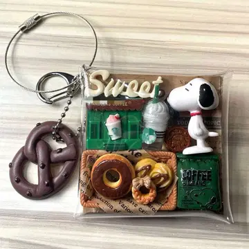 가챠 파우치 그린 카페 스누피