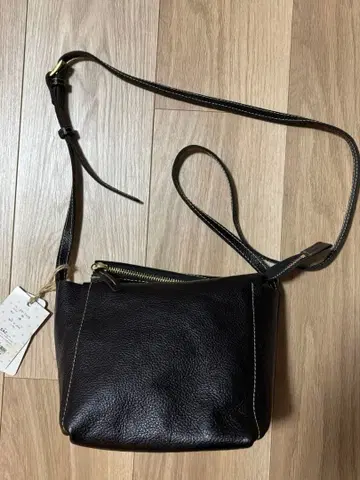 미사용 장기 보관품 SAC 가죽 숄더백 MADE IN JAPAN