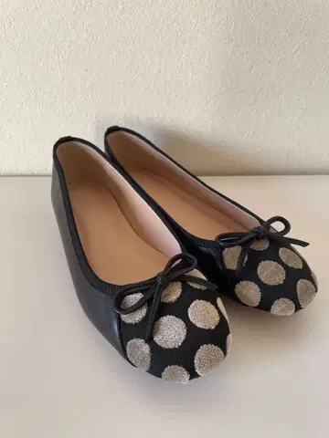 [ BEARDSLEY ] 비어즐리 [ LIVETART ] 발레 슈즈 블랙