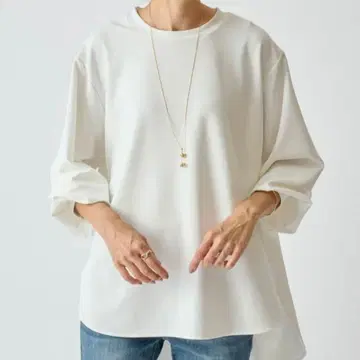 비어즐리 T 블라우스