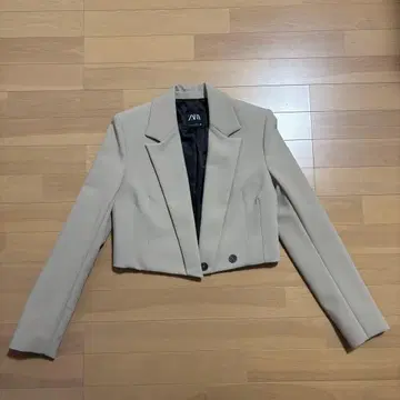 ZARA 크롭 자켓 XS