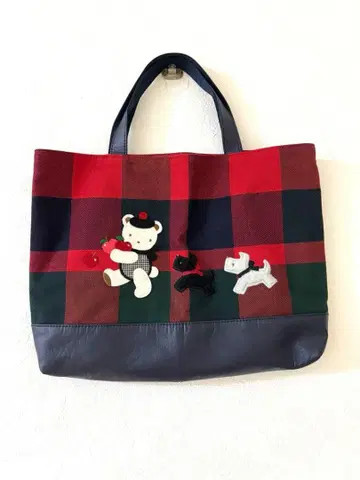 미사용 파밀리아 2023 가을의 파밀리아 쇼 토트백