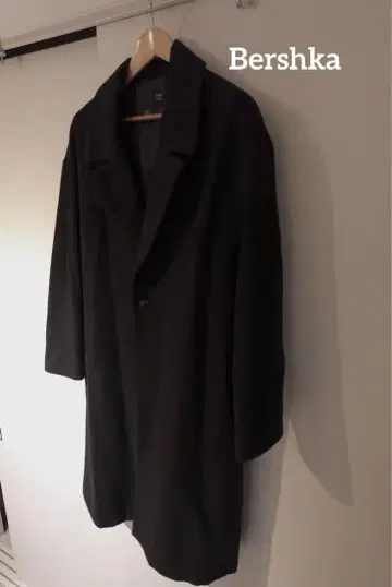 [Bershka] 블랙 롱 코트 L 사이즈