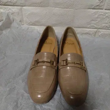 Menue 베이지 악어 엠보싱 로퍼 L (24.0~24.5)