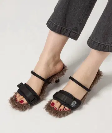 SY 퍼 뮬 브라운