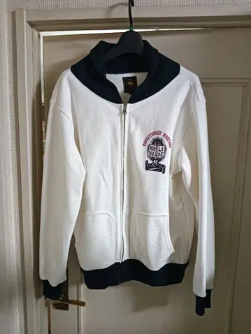 RATS ZIP UP SWEAT WHITExBLACK