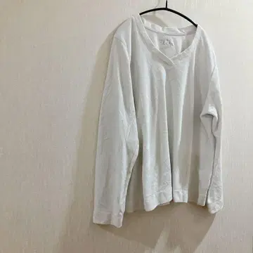 화이트 V넥 긴팔 상의 화이트 심플 무지 가을/겨울