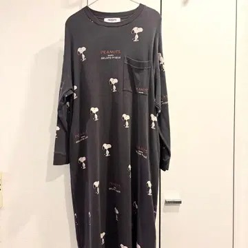 젤라또피케 스누피 룸웨어 원피스 그레이 올 패턴 포켓 부착