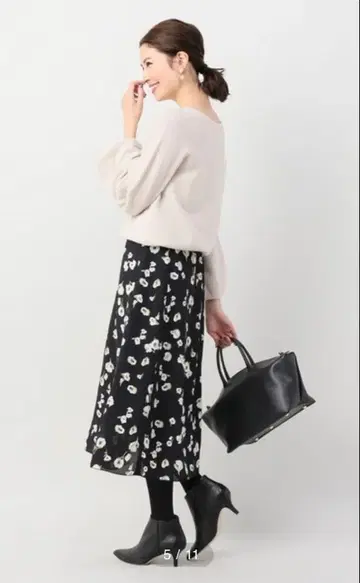새상품급 IENA 플레어 플라워 스커트 34