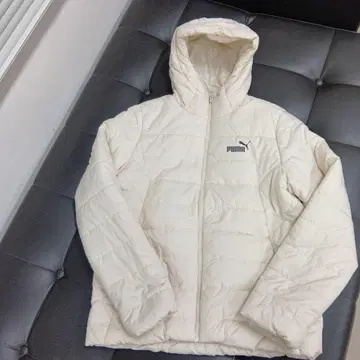 PUMA 화이트 다운 자켓