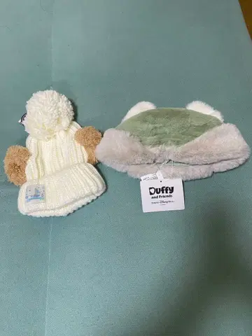 도쿄디즈니씨 더피의 니트 모자와 젤라토니의 캡 세트