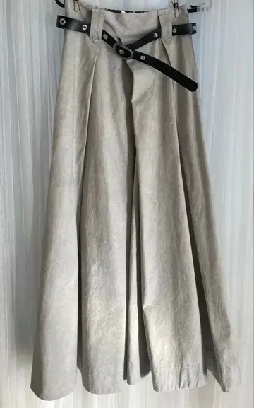 하자품 그레이 롱 스커트 벨트 포함