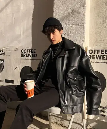 [ M.P Studios ] 블랙 가죽 자켓