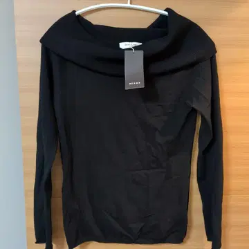 BEAMS 블랙 오프숄더 긴팔 상의