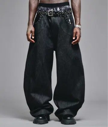 Ander Hunk 스터드 디자인 리지드 커브 데님