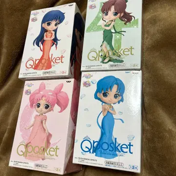 Qposket 프린세스 머큐리 4체 세트