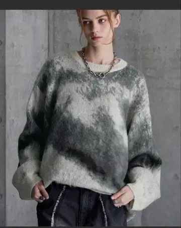 SERACE 니트 루즈 실루엣 추상 샤기 그레이 S