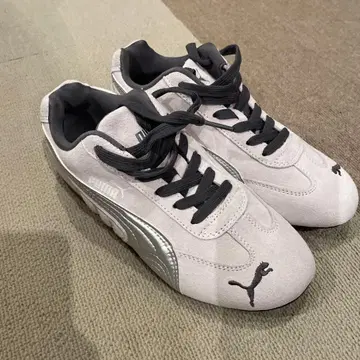 PUMA 스웨이드 그레이 스니커즈