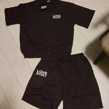 LOVE BOAT 브라운 셋업 택 포함 새상품