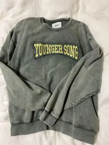 YaungerSong 야웅거송 맨투맨 M