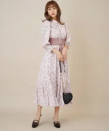 트란테안 손 드 모드 플라워 프린트 7부 소매 롱 원피스