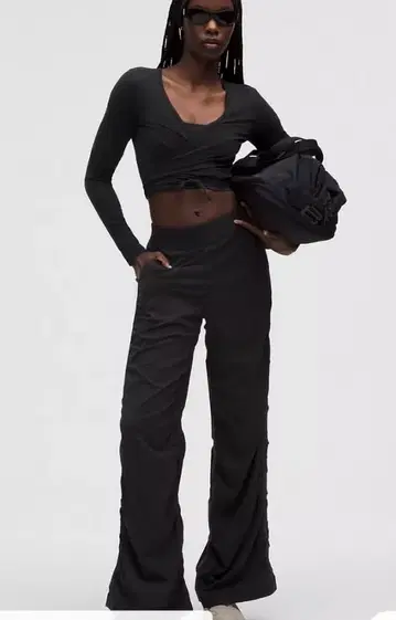 룰루레몬 하이 웨스트 블랙 팬츠