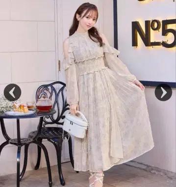 미셸 마카롱 로얄 플라워 롱 원피스 플라워 올 패턴 프리