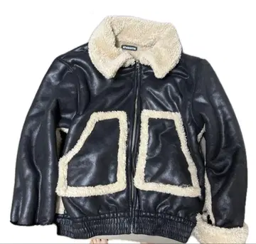 보아 부착 가죽 자켓