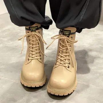 새상품 숏 부츠 여성용 여성 워킹 편한 통굽 23cm 베이지