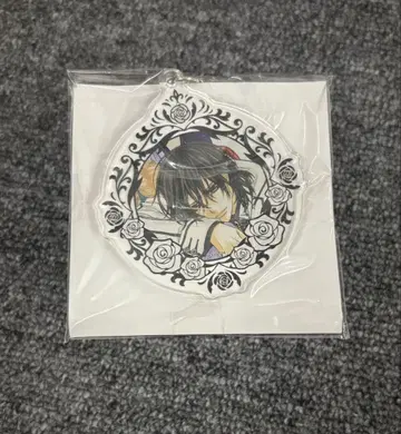 뱀파이어 기사 쿠란 카나메 아크릴 키링 포함