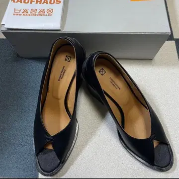 [ 최종 가격 인하! ] MAISON EUREKA 펌프스 블랙 23cm