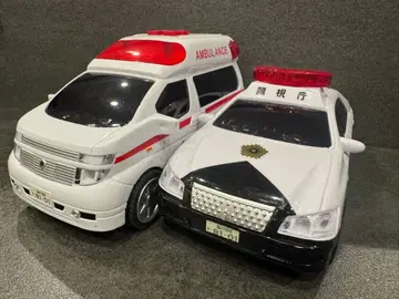 토이코 리얼 사운드 순찰차 구급차 탈것 Toyco