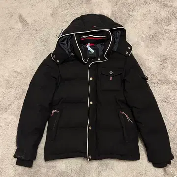 BEARS HEART 후드 부착 다운 자켓 블랙