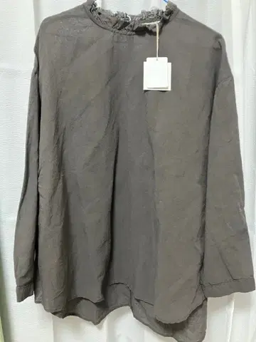 택 포함 츠무구 tumugu/ 프릴 긴팔 블라우스