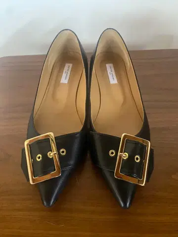 UNITED ARROWS 블랙 가죽 하이힐