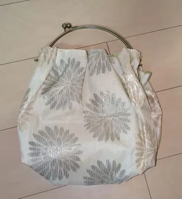 일본 의류용 백 화이트 골드 꽃무늬