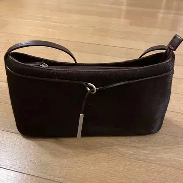 송치 가죽 숄더백