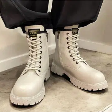 새상품 숏 부츠 여성용 걷기 편한 통굽 22.5cm 아이보리