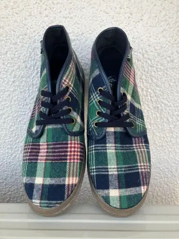 새상품 Vans 체크 무늬 하이컷 스니커즈