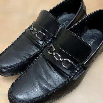 LASU & FRISS 블랙 로퍼 브론즈 라벨