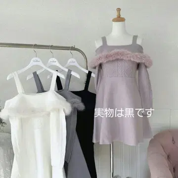 [ 새상품 ] evelyn 오프숄 퍼 니트 원피스 / 블랙