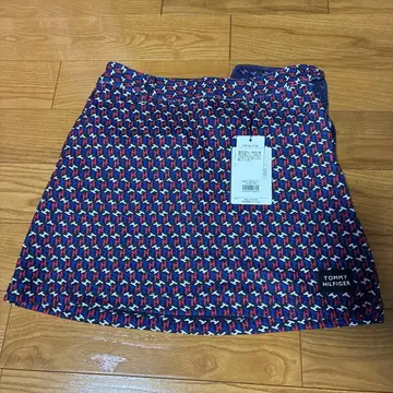 새상품 TOMMY HILFIGER 스커트 골프