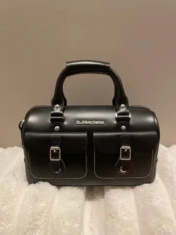닥터마틴 Dr.Martens 탑 핸들백