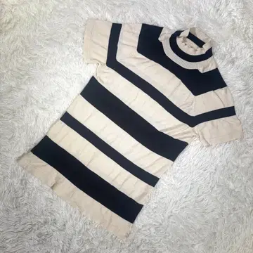 비앙카 컬렉션 [ M 상당 ] 반팔 니트 보더 무늬 아이보리 x 블랙